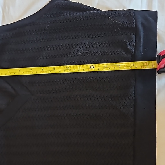 🩴Black Crop Sweater Vest Size L - Picture 6 of 7